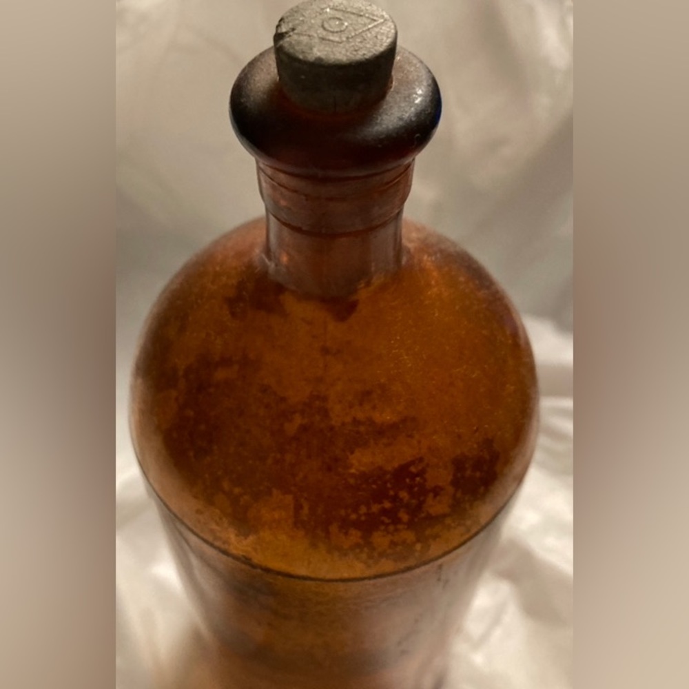 RARE FINDVintage Original Clorox Amber Glass Bottle Pint WITH STOPPER! 1929-1930